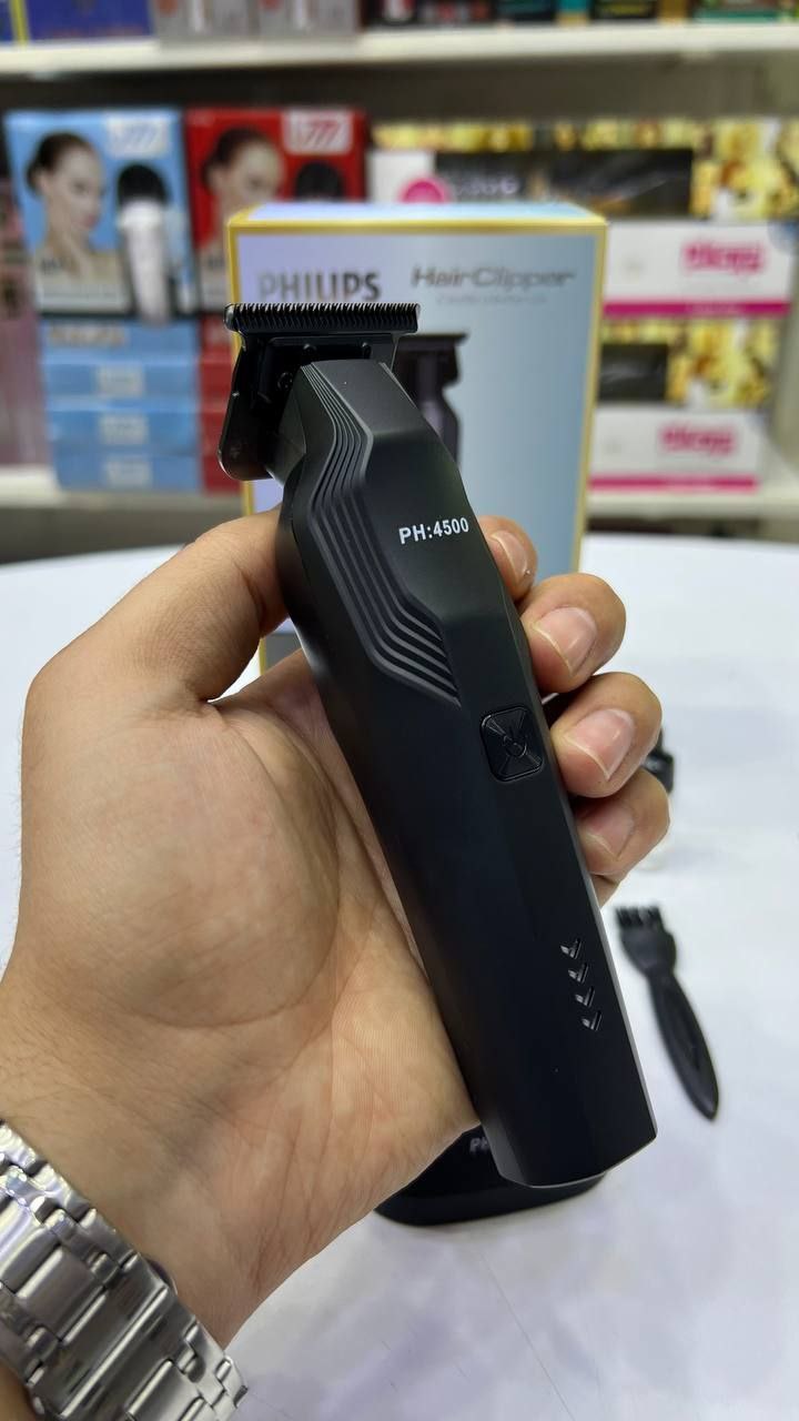 خطزن و ریشتراش فیلیپس  بسیار حرفه‌ای و باکیفیت