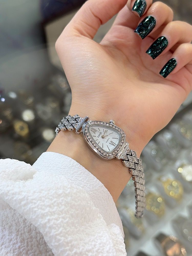 ساعت پرفروش زنانه