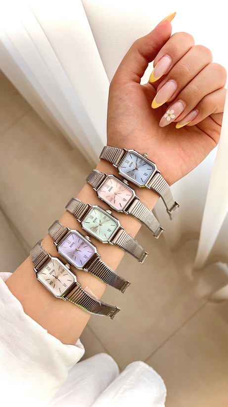 xsvo New collection 🔥 sell ✨ظرافتی که هیچوقت از مد نمیافته... ♤زنونه ایکس وی بند استیل طرح مینیمال ولوکس طرح یونانی صفحه مستطیل مناسب هدیه و استایل روزانه قفل ریلی موتور کوارتز